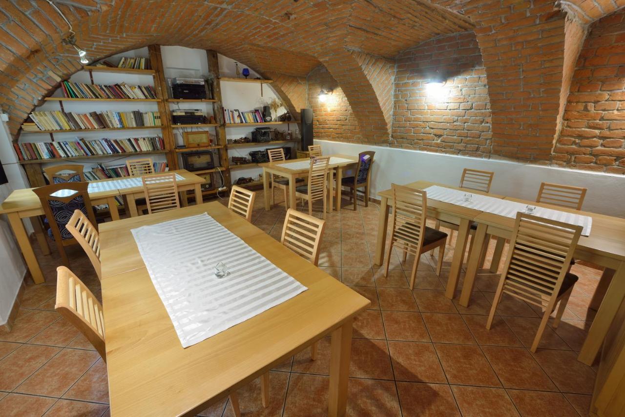Penzion Best Moravská Třebová Buitenkant foto