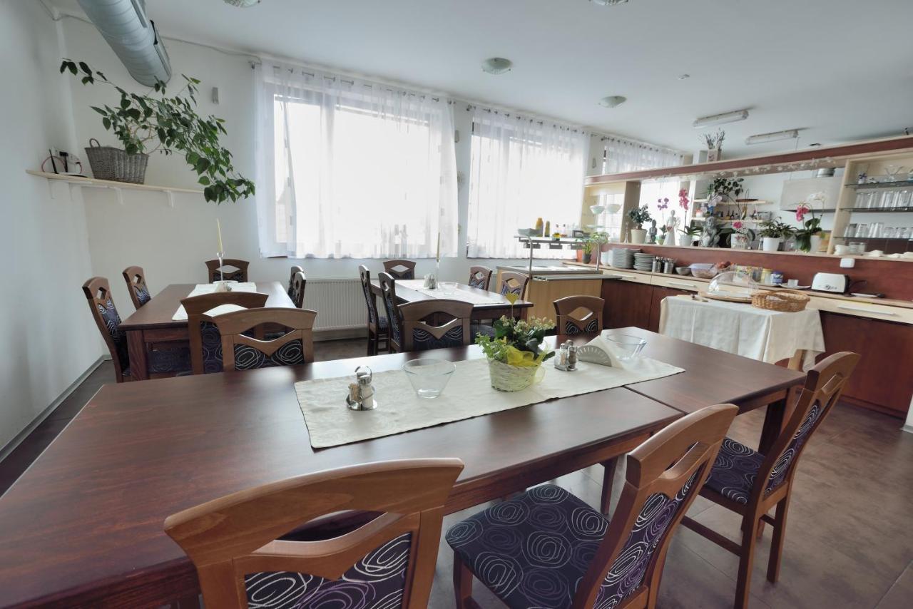 Penzion Best Moravská Třebová Buitenkant foto