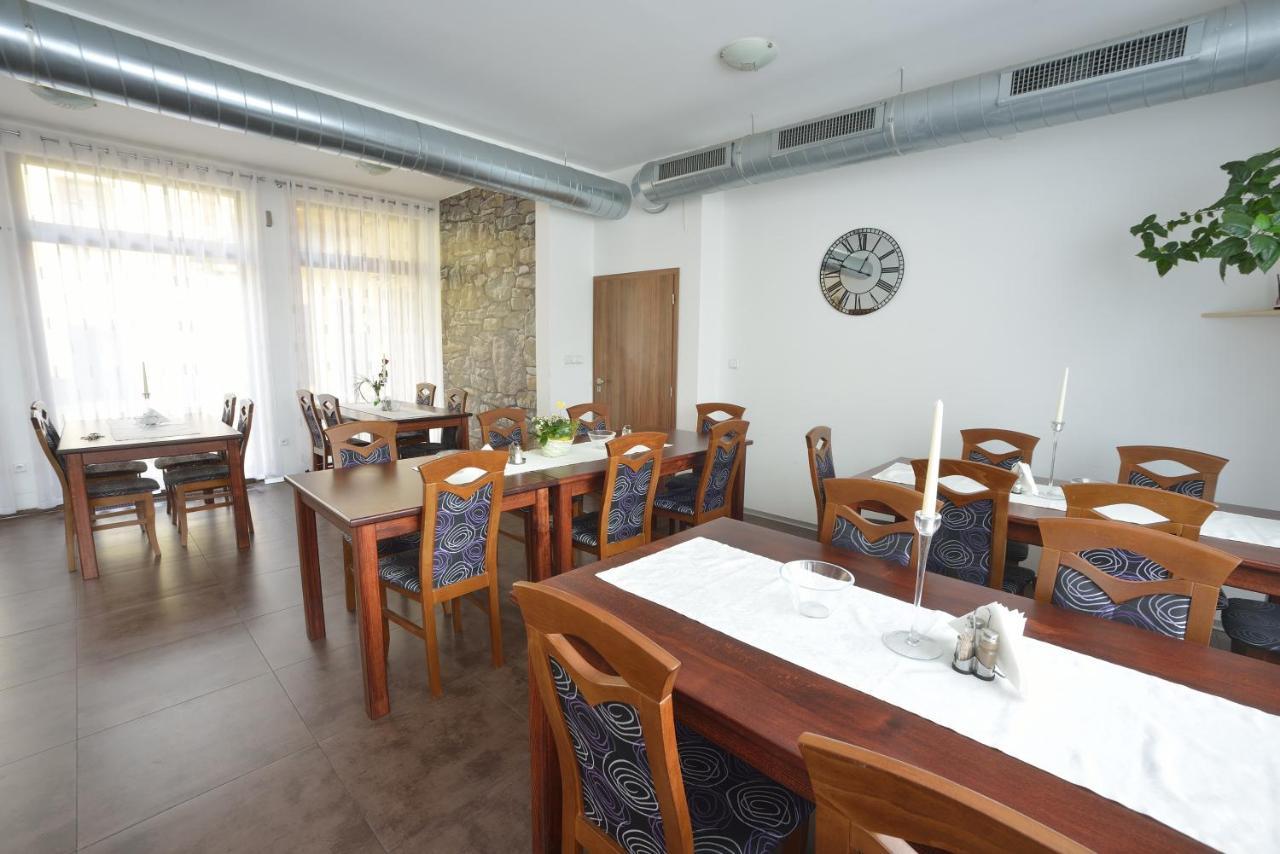 Penzion Best Moravská Třebová Buitenkant foto