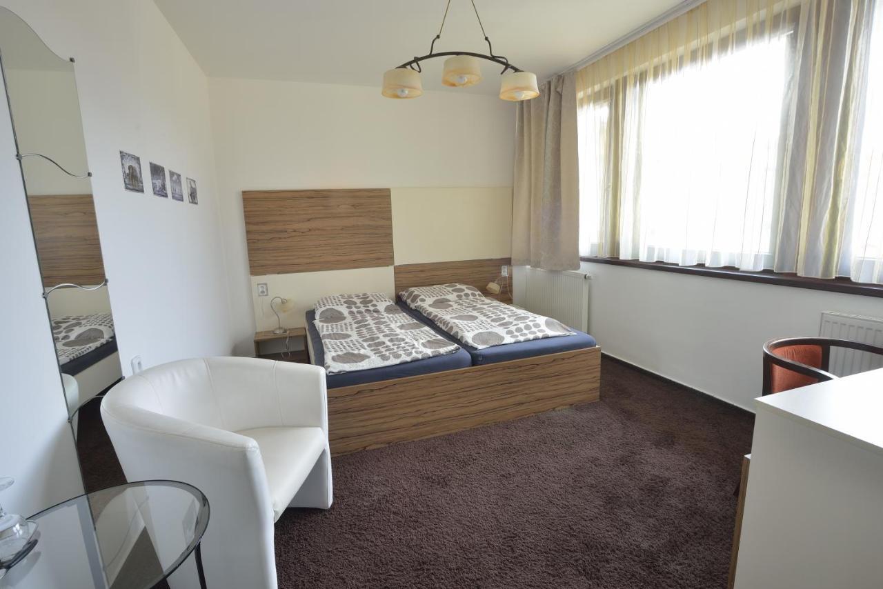 Penzion Best Moravská Třebová Buitenkant foto